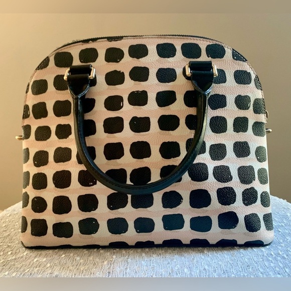 Kate Spade black, pink, beige  and white graphics plaid style pattern - Picture 3 of 6